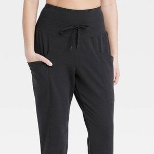 NWT High rise ribbed joggers